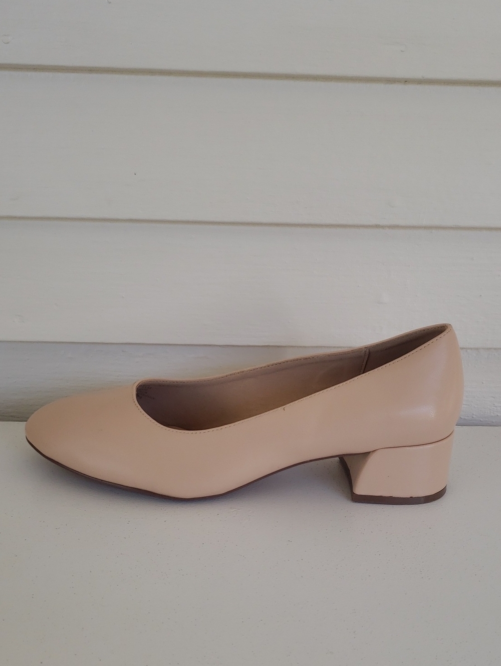 Journee Collection Saarii Classic Nude Low Block Heel Pumps Size 11
